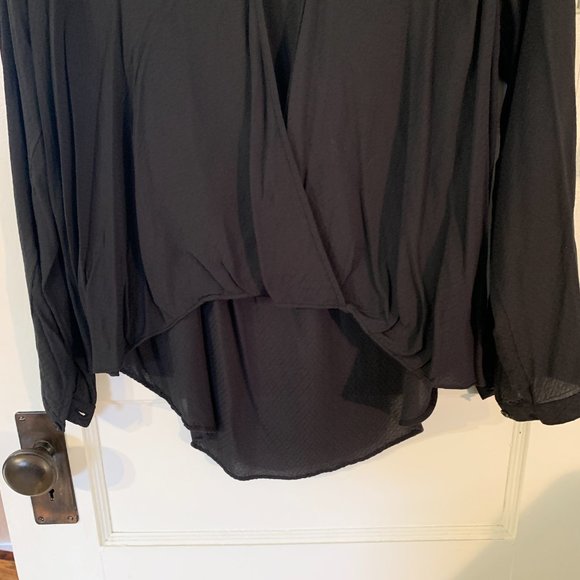 NWT Urban Outfitters Strappy Front Blouse - Picture 4 of 7
